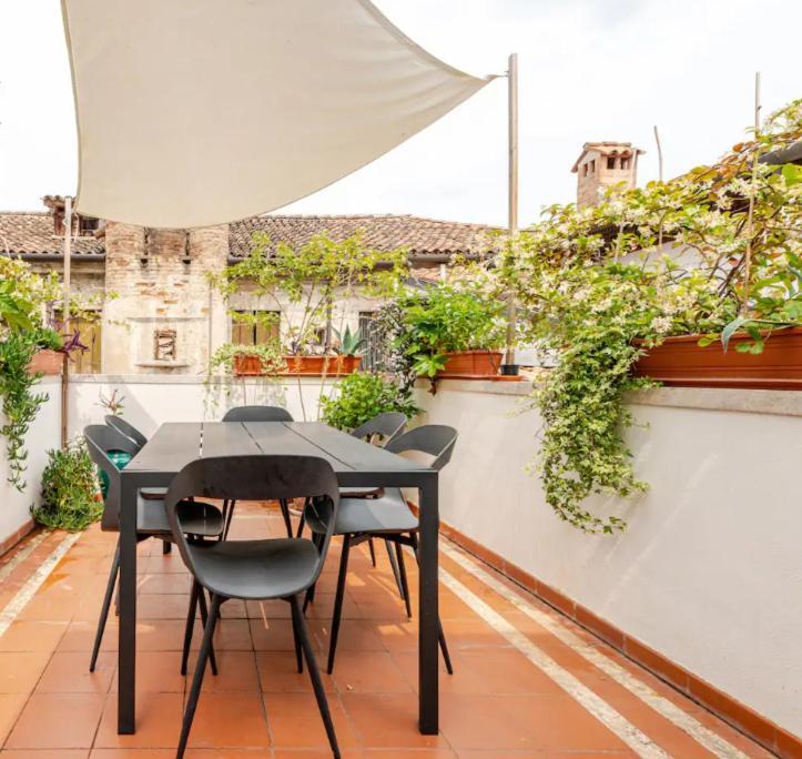 Calmaggiore Apartment เตรวิโซ ภายนอก รูปภาพ