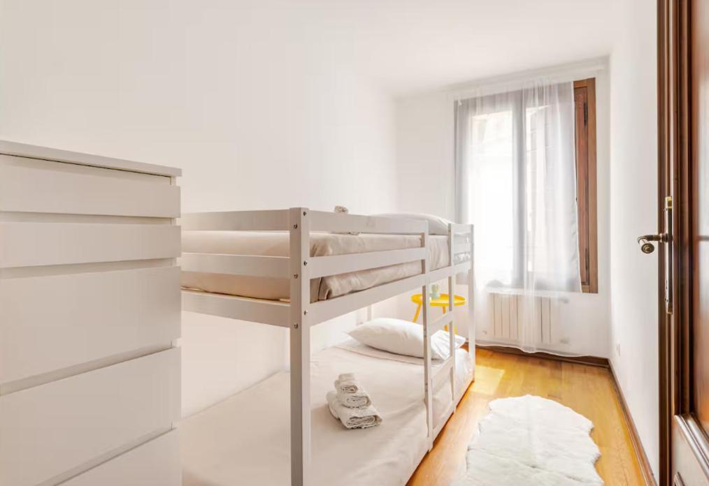 Calmaggiore Apartment เตรวิโซ ภายนอก รูปภาพ